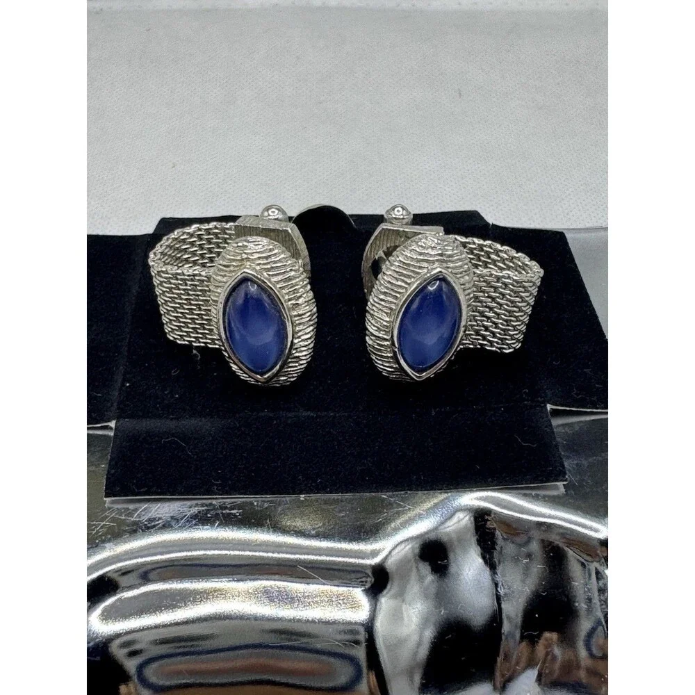 Vintage Swank Blue Cabochon Mesh Wrap Cuff Links